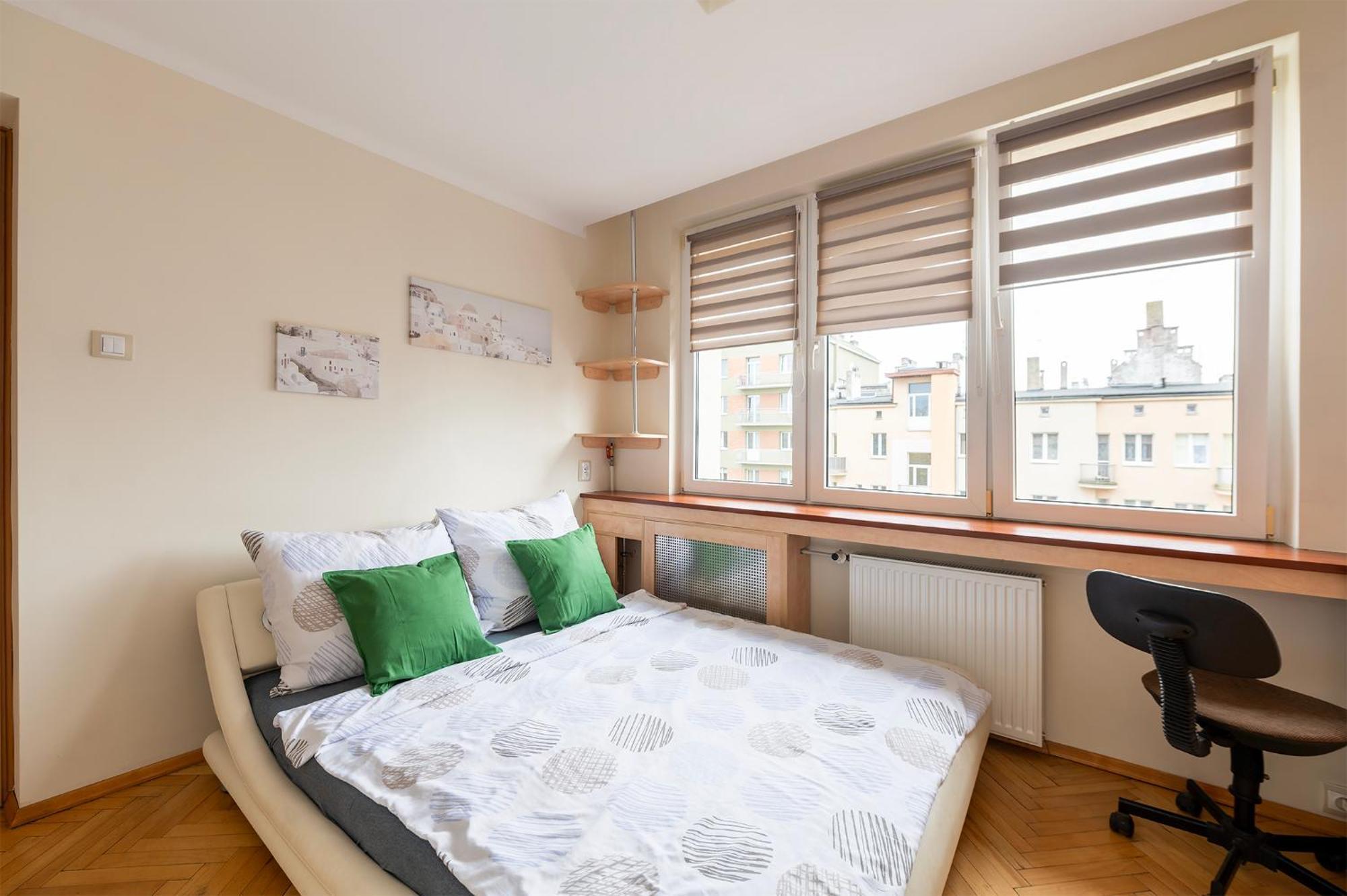 Student District In The Heart Of Lodz&free Parking Apartment