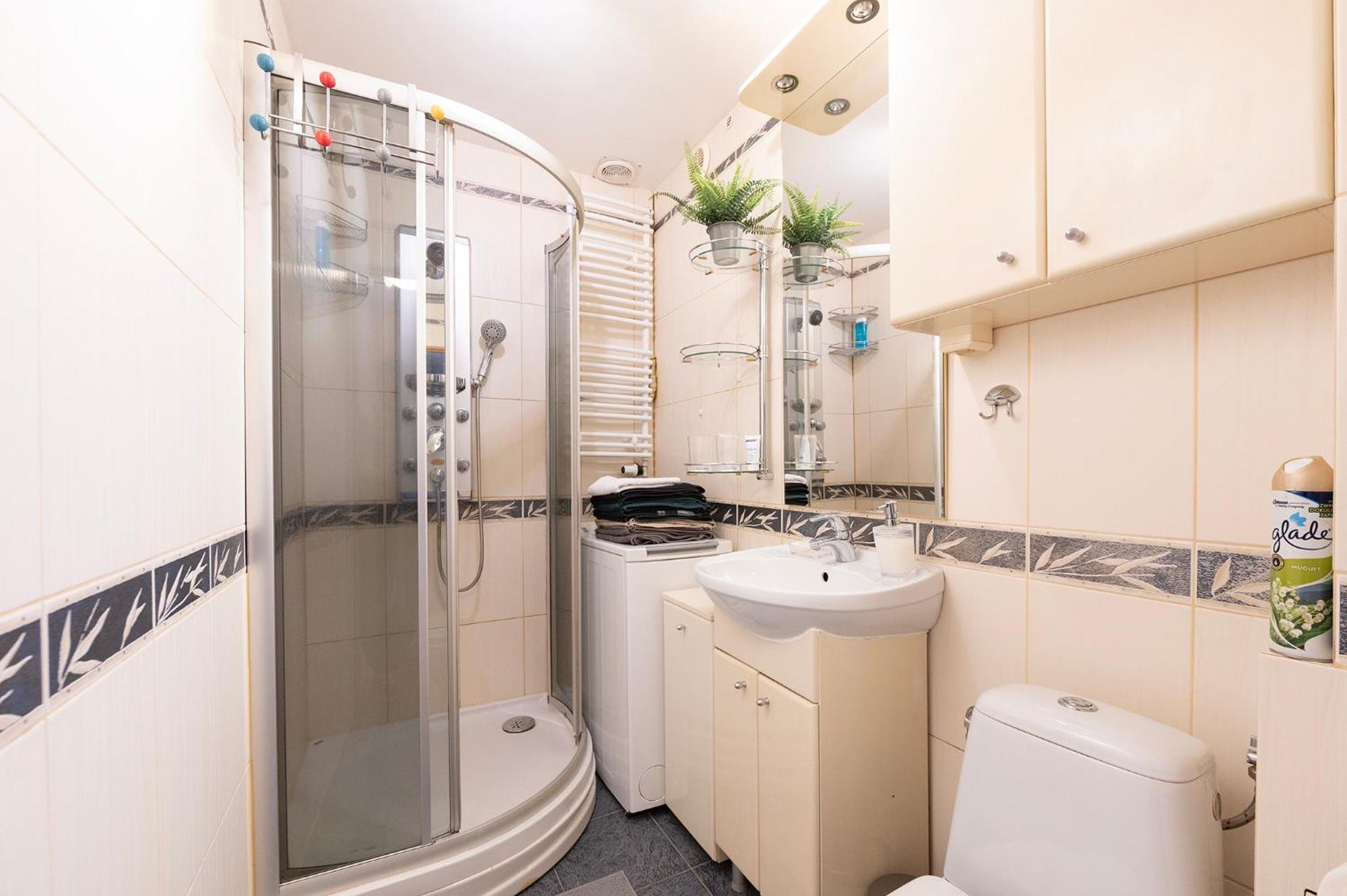 Student District In The Heart Of Lodz&free Parking Apartment *
